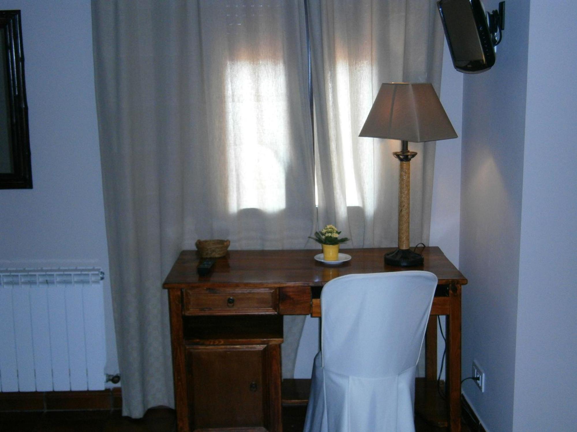 Hotel El Castrejon เซเบรรอส ภายนอก รูปภาพ
